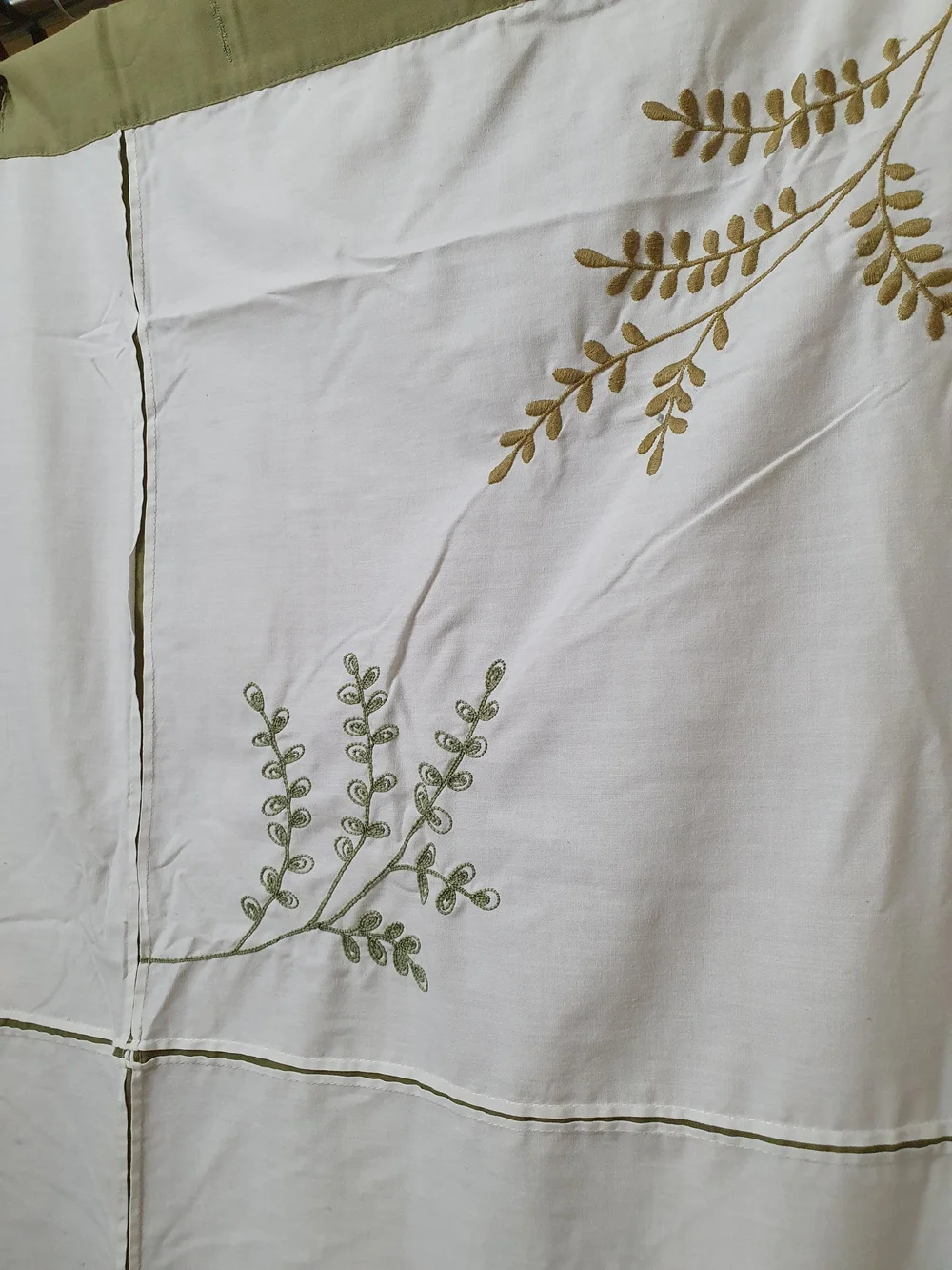 White and Green Botanical Shower Curtain - Unbranded